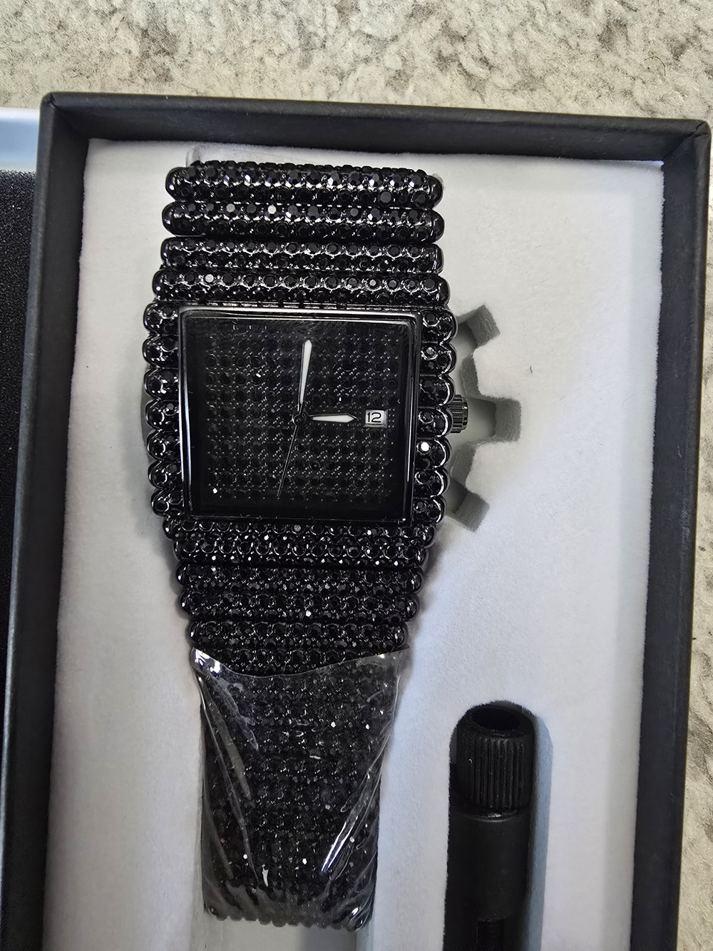Black Crystal Men's Dress Watch - Luxurious Sparkle